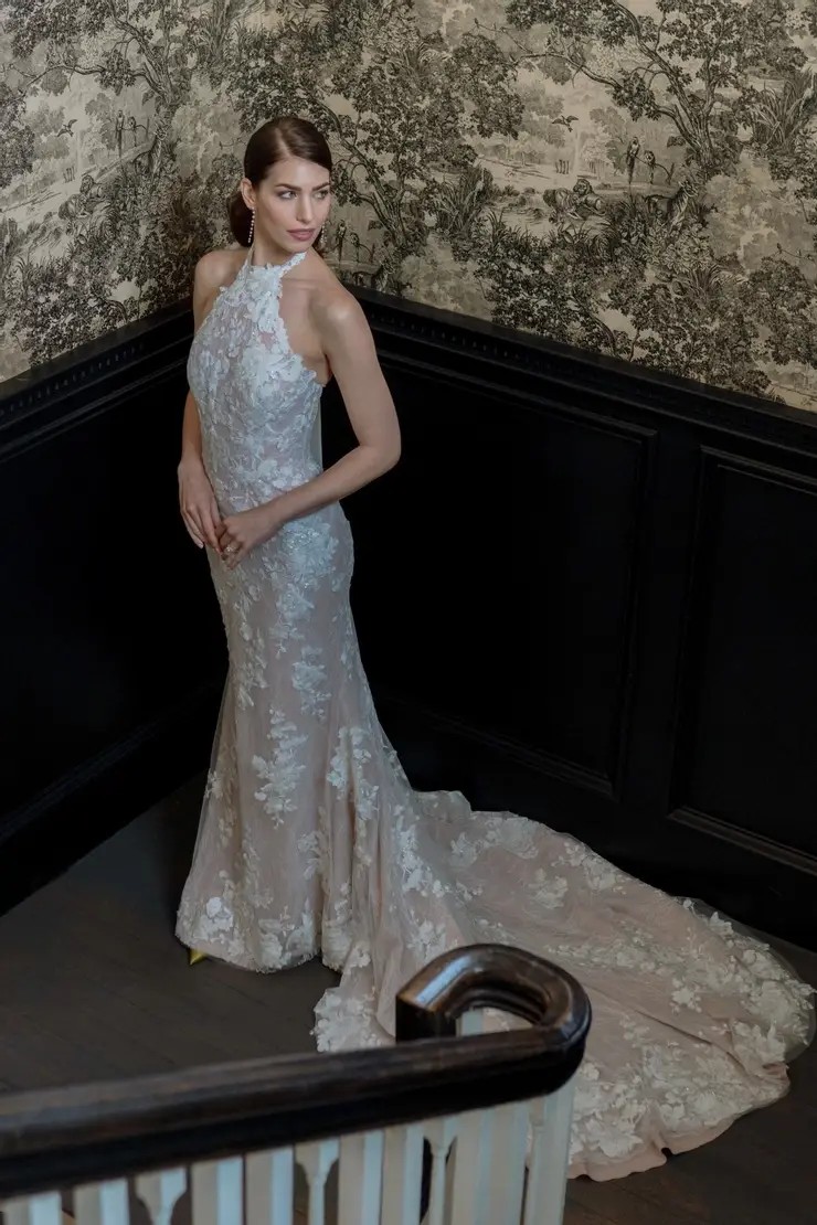 Understanding Bridal Fit: Why the Right Silhouette Makes All the Difference Image