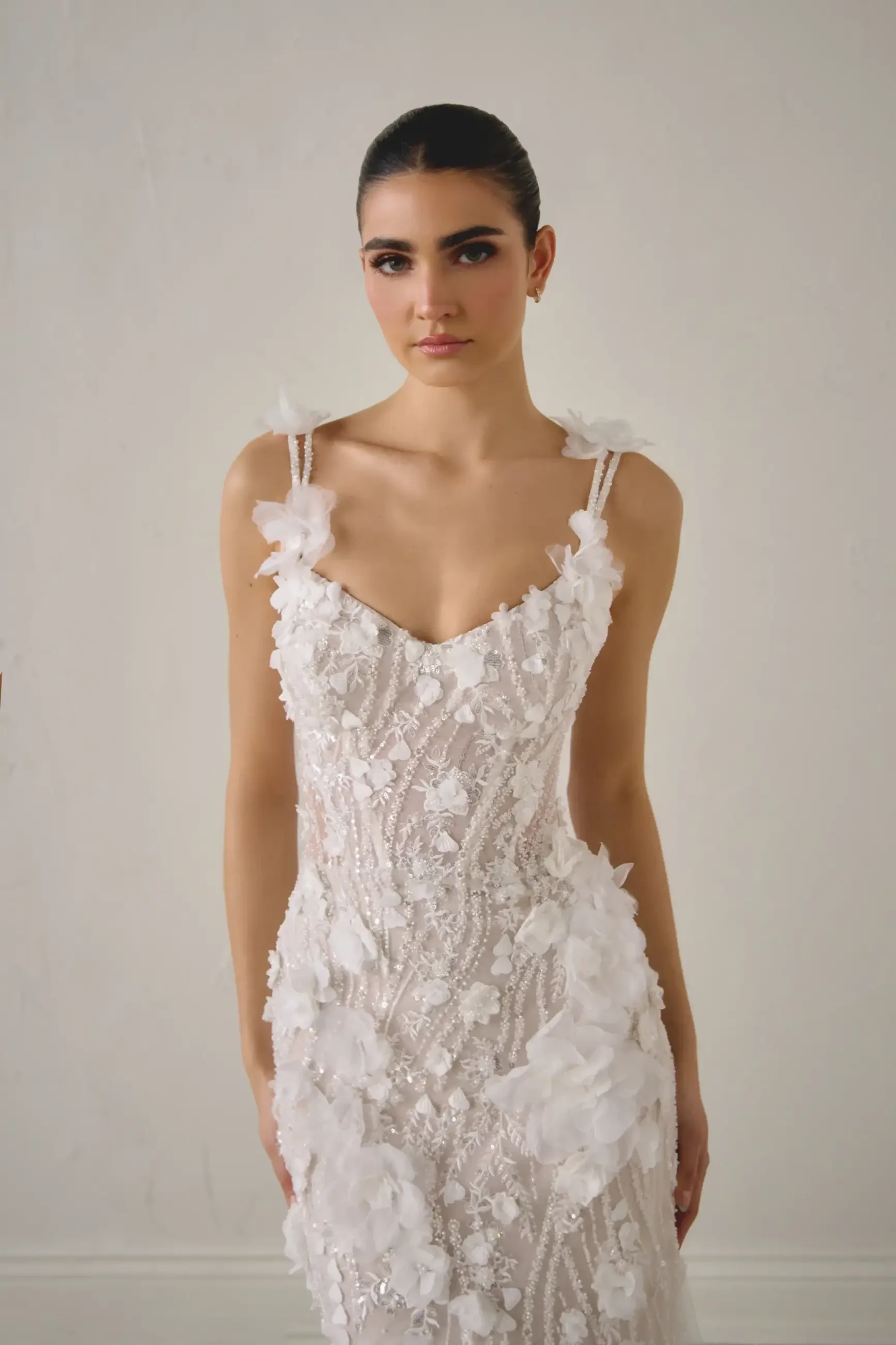 Garden Party Glam: Floral-Inspired Wedding Dresses for Outdoor Ceremonies Image