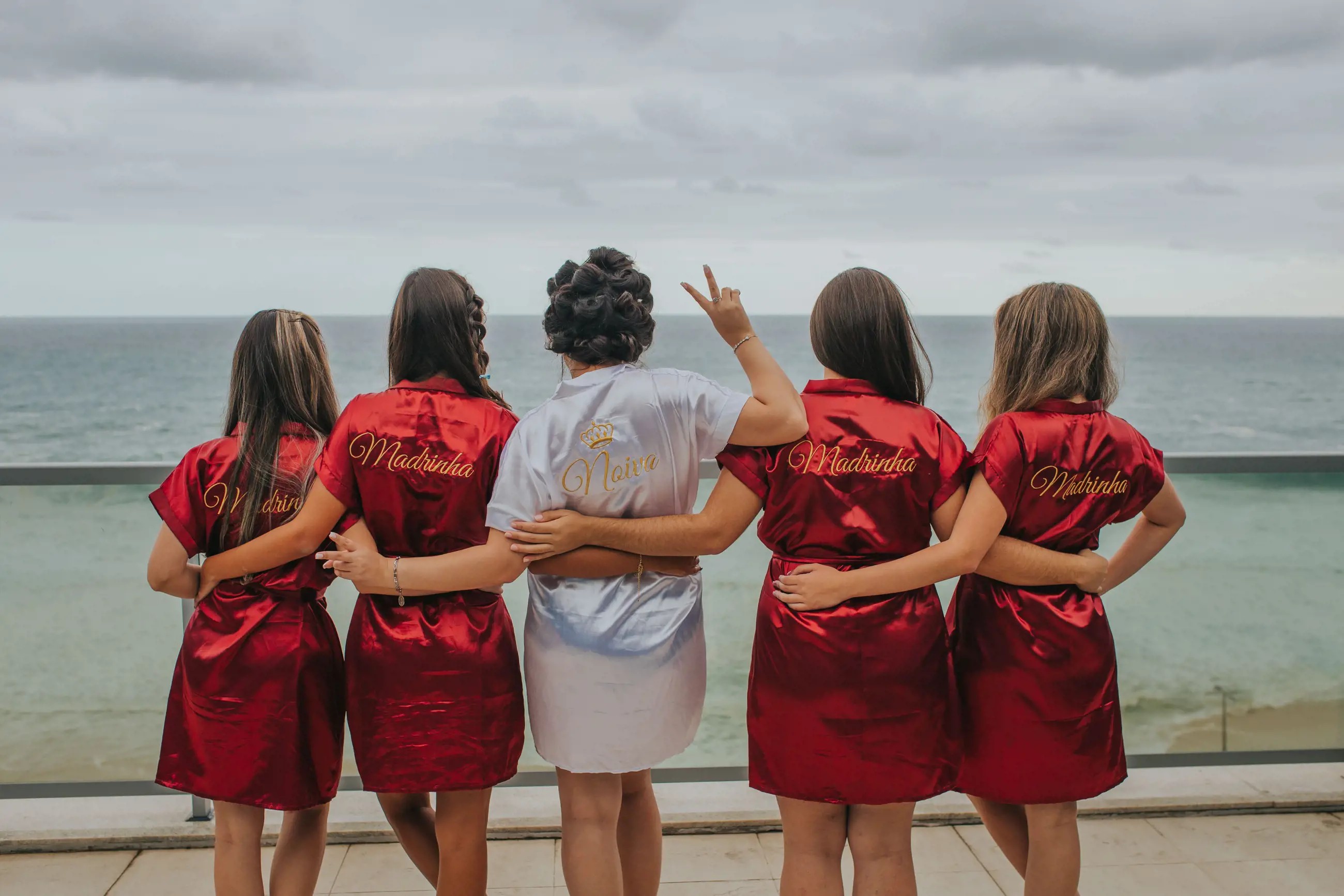 5 Tips for Planning a Bachelorette Party on a Budget. Desktop Image